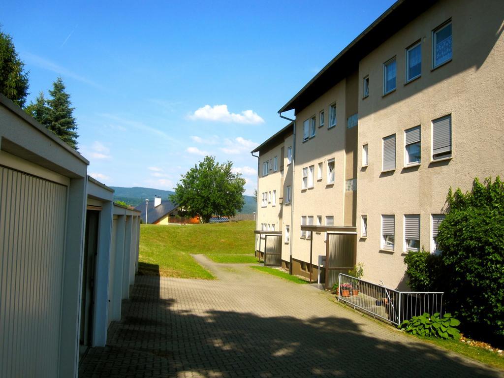 Ferienwohnung Am Ziegelbach Хехинген Экстерьер фото
